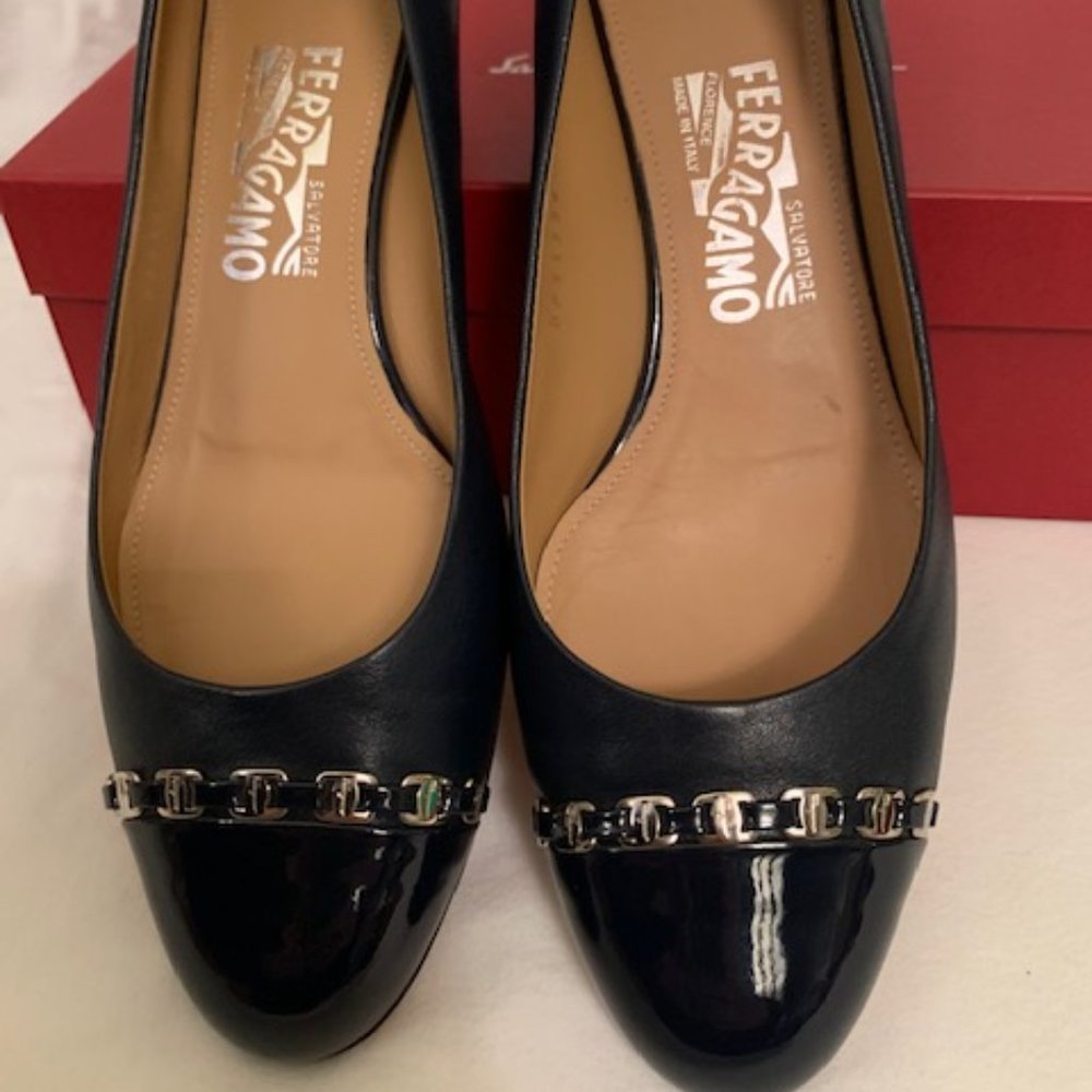 3cm Salvatore Ferragamo Navy Blue Block Pump Heel